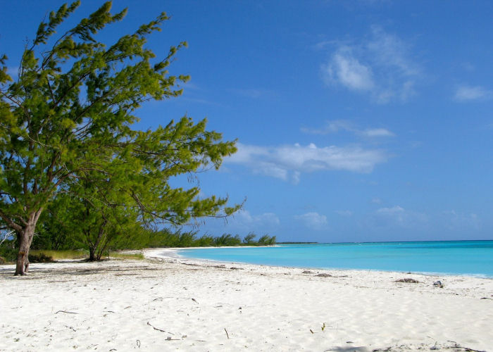 Gordons Beach - Long Island Bahamas
