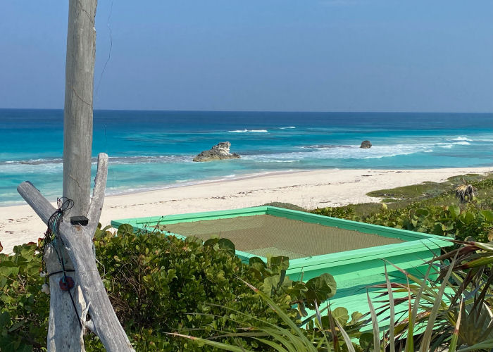 Bahamas sunbathing net bed